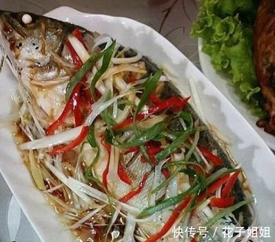 做清蒸鱼时,第一步很关键,牢记3点!肉质新鲜软嫩,好吃不腥!