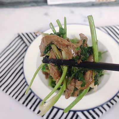 香菜炒牛肉