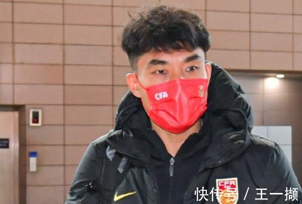 中国足球|国足生死对决:四大归化各领风骚争议不断,三个疑问如何理解