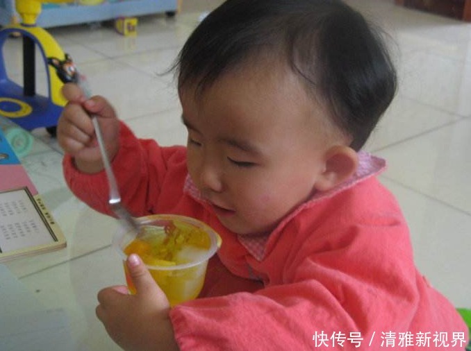 孩子|儿科医生点名3种零食不能吃,孩子积食难长个,家长别不当回事!