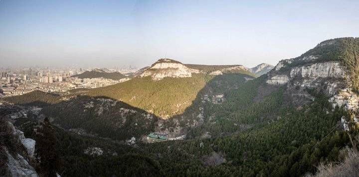 泉城|济南市区最高山佛慧山，千米画廊尽览泉城风光