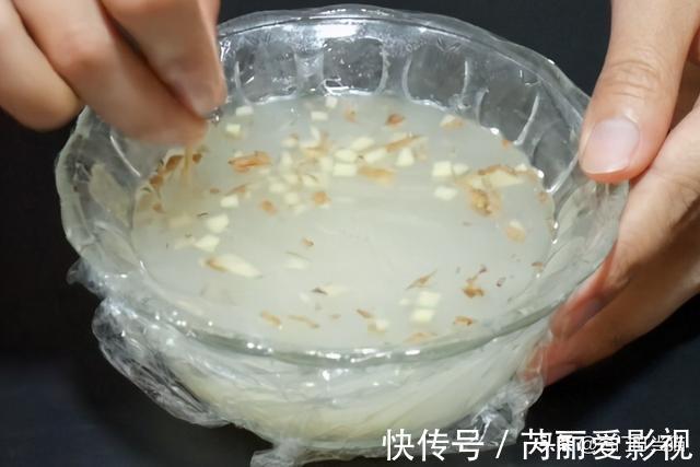 碎末状|把牙膏挤在生姜上,作用太厉害了,解决了很多家庭的烦恼,快学学