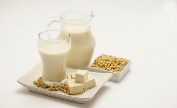 血脂|高血压血脂也高，牛奶酸奶豆浆茶哪个最适合本文为你分析实情