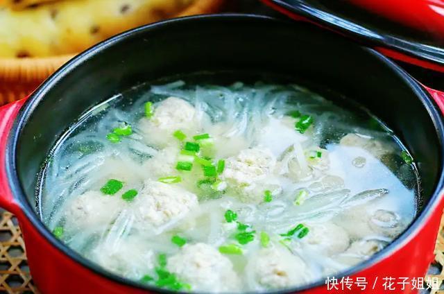 白萝卜|入冬后,记得给家人多吃此菜,不管是做菜还是炖汤,营养又美味