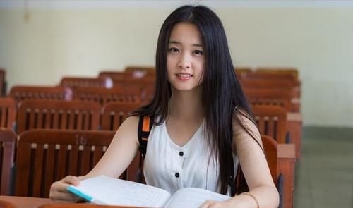 平庸|长大后有出息的孩子,班级成绩往往都是这3类,你在其中吗?