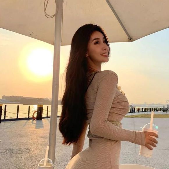 健身|粗腿女生才性感?广东健身女神cosplay兔女郎,一夜吸粉50万