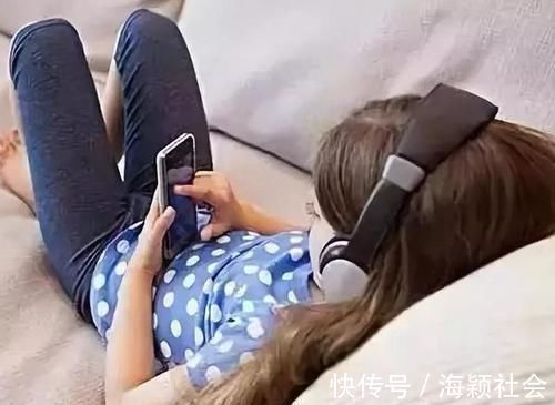 家长|妈妈将手机给孩子玩,时隔几天收到一车快递,儿子的回答让人心痛