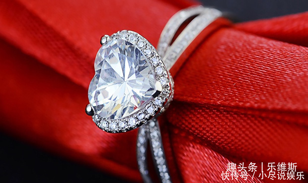 订制钻戒有哪些优缺点婚戒订制好不好女友会喜欢吗
