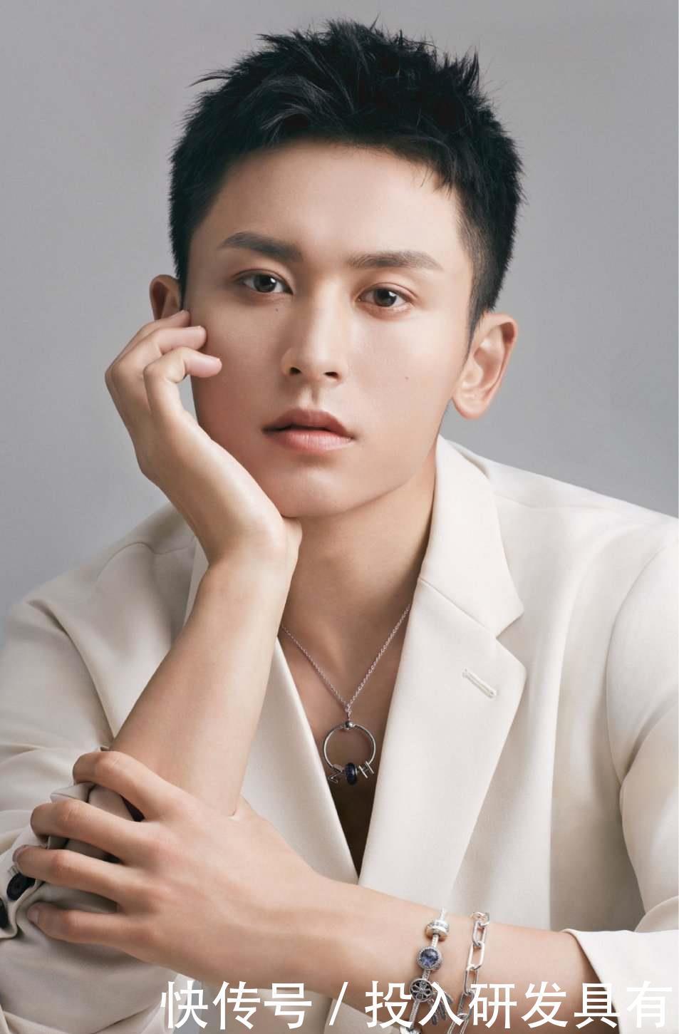 张哲瀚 明星势力榜大洗牌:张哲瀚首次获得冠军,两位新面孔强势上榜