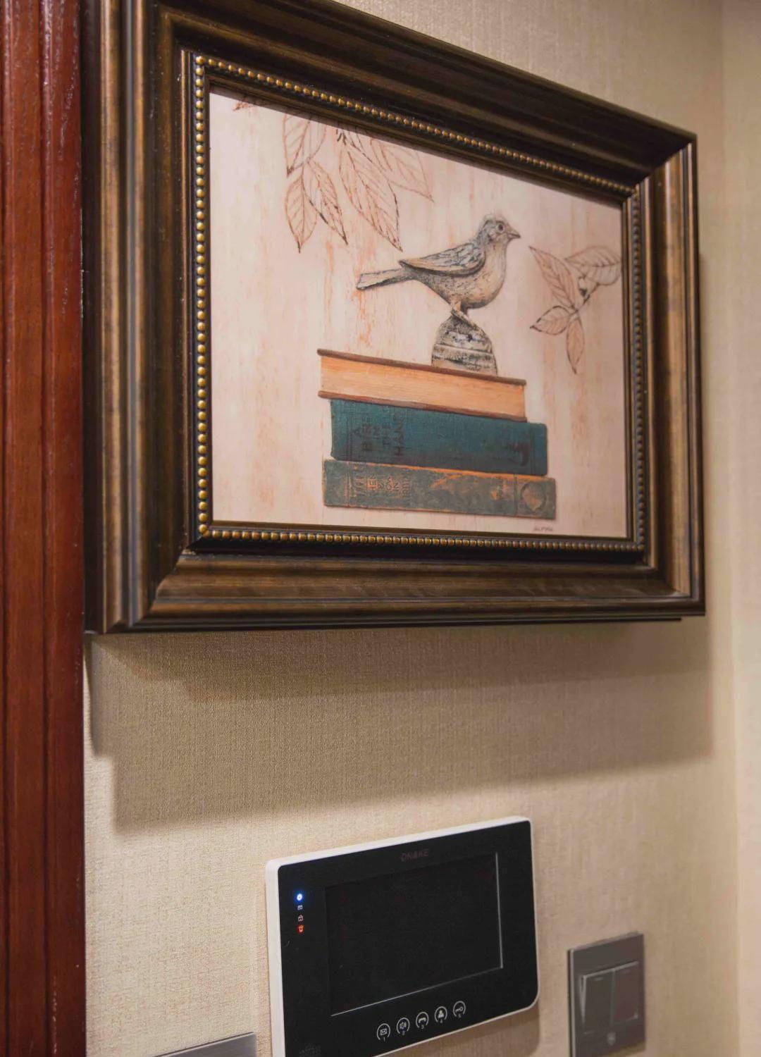 镜面|晒晒120㎡新家,阳台的设计朋友都说好,简单一改就多几排柜子用