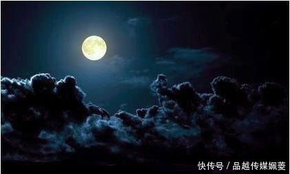 嫦娥@东汉古墓中发现了嫦娥奔月图,嫦娥难道真是人首蛇身,她究竟是谁