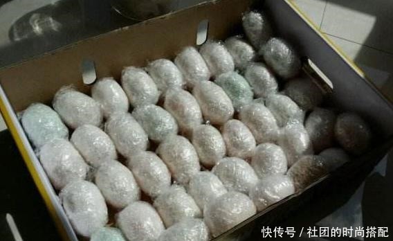 保存咸鸭蛋,不能直接放冰箱,学会这一招,放一年都没问题