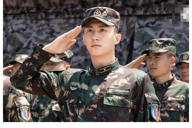 《王牌部队》收视率破2,全网热度第一,网友直呼肖战为影帝