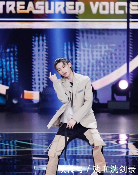 三人 《青春有你2》师兄合作舞台阵容公布,这三人为何备受关注