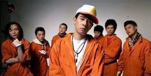 山鸡哥|《披荆斩棘的哥哥》开播,陈小春就露出本色,山鸡哥竟变这样了?