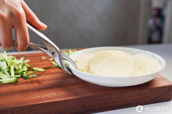 刨丝器|选对工具事半功倍，六款火候厨房顺手好物请你不要错过