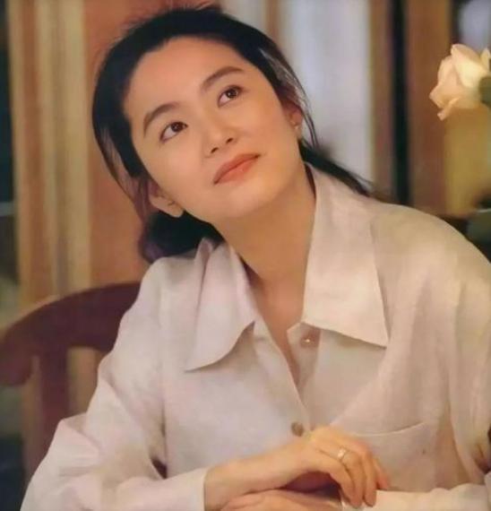 逆龄 “最年轻丈母娘”走红,新郎成人生赢家,新娘却全程尴尬