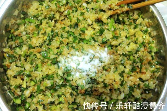 碎米|学会这两种自制饵料，专门钓秋天的大草鱼，效果谁用谁知道