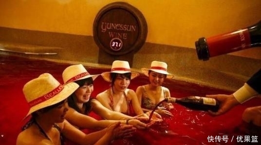 洗澡|世界上最奇葩的沐浴方式,有钱,洗澡就是任性!