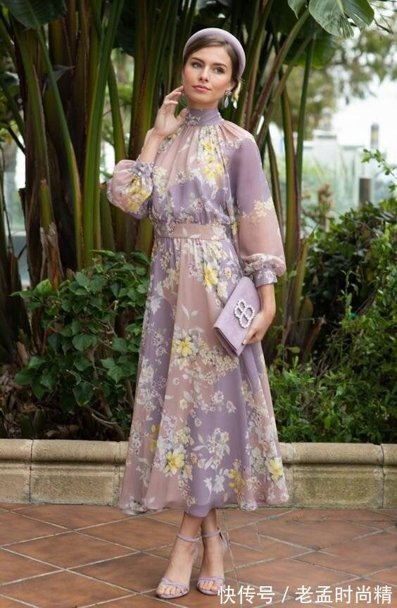 ch永远是美人:10 时尚造型搭配适合各种品味的连衣裙