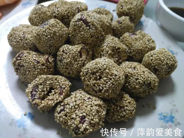 农村|和婆婆去农村吃满月酒,随礼500元,菜上桌后,抠门婆婆:亏大了