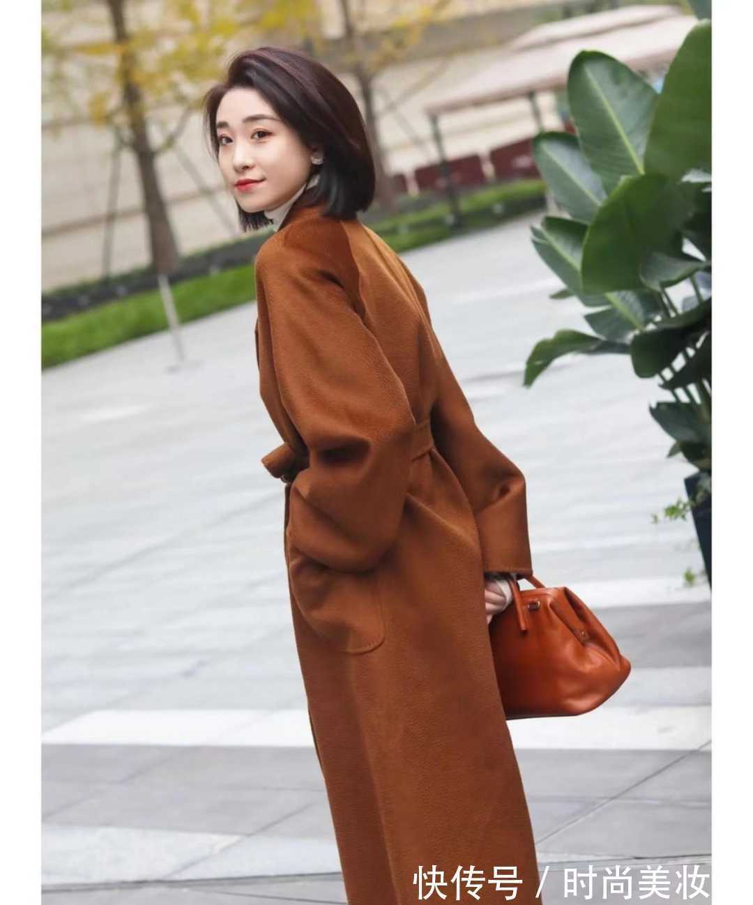 色彩 不出错的“大地色”大衣,随便搭配都高级洋气,轻松打造气质美