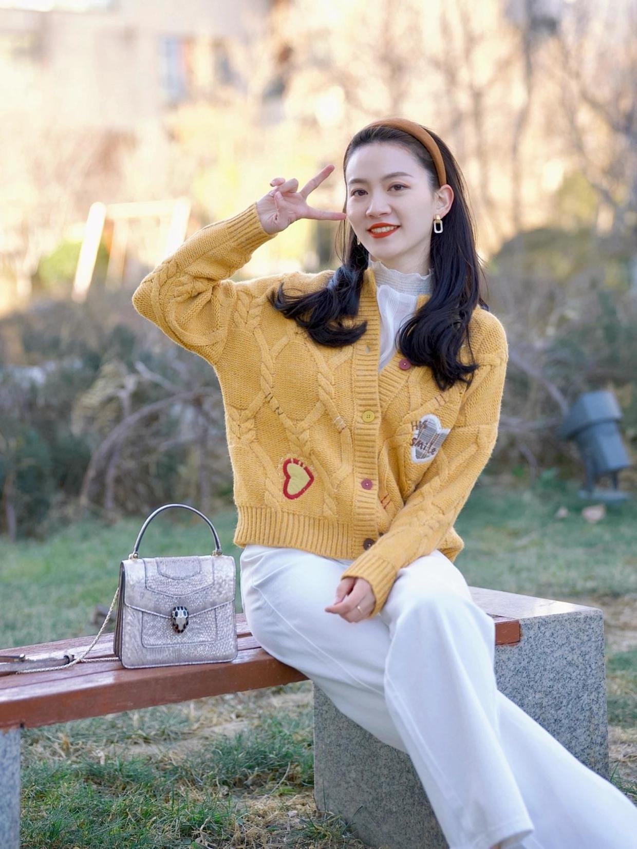 冬季 冬季穿搭没头绪?试试这些温柔甜美的开衫吧,保暖舒适又有气质感