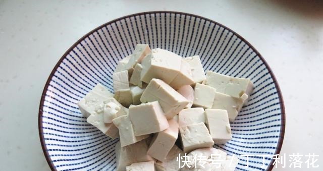 好吃|闺蜜隔三差五吃这菜,补钙又好吃,美白营养两不误,越来越年轻!