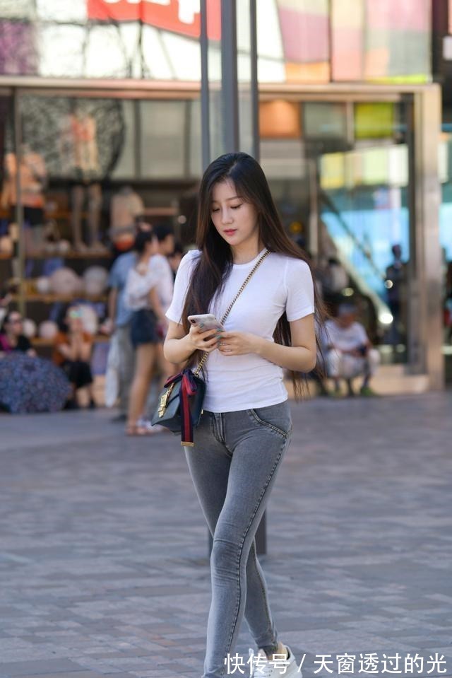 休闲裤 时尚的打底裤搭配时尚精致，展现清新时尚的穿着！