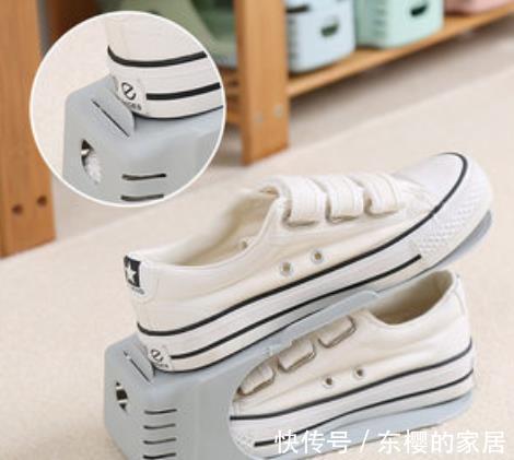 鞋托|参观邻居家，一进玄关就被迷住，地上没有一双鞋，回家我也照着装