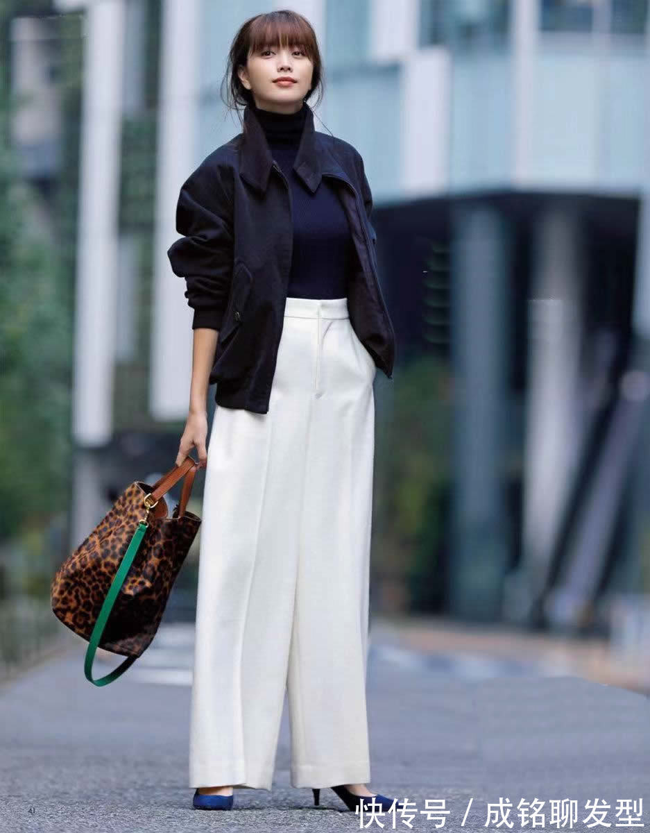 穿搭|冬日必备的“白色”穿搭,简约干净不失质感,清新时尚又有高级感