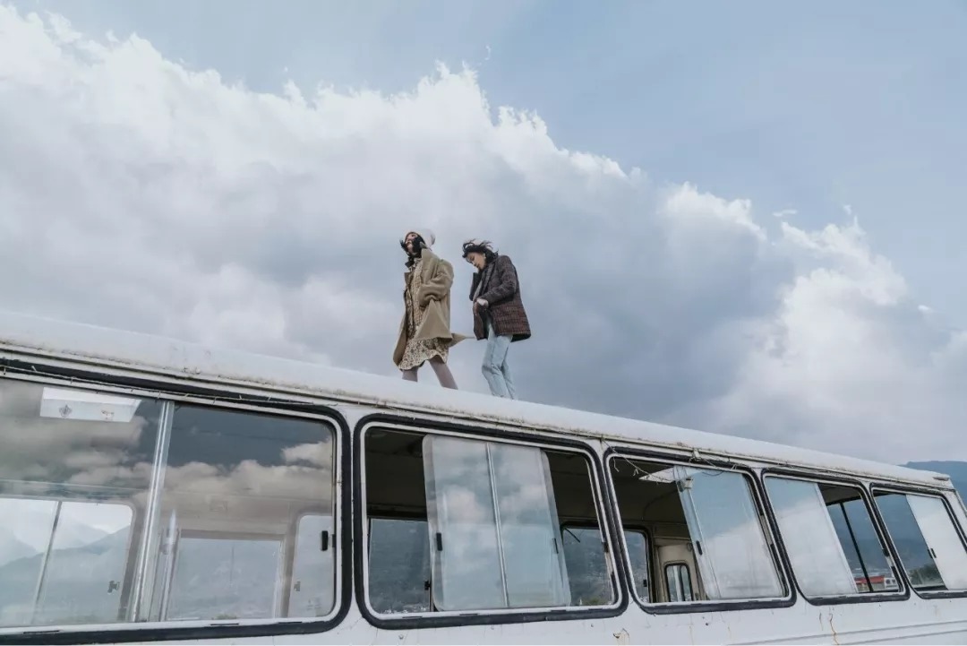 三观不合五官不正