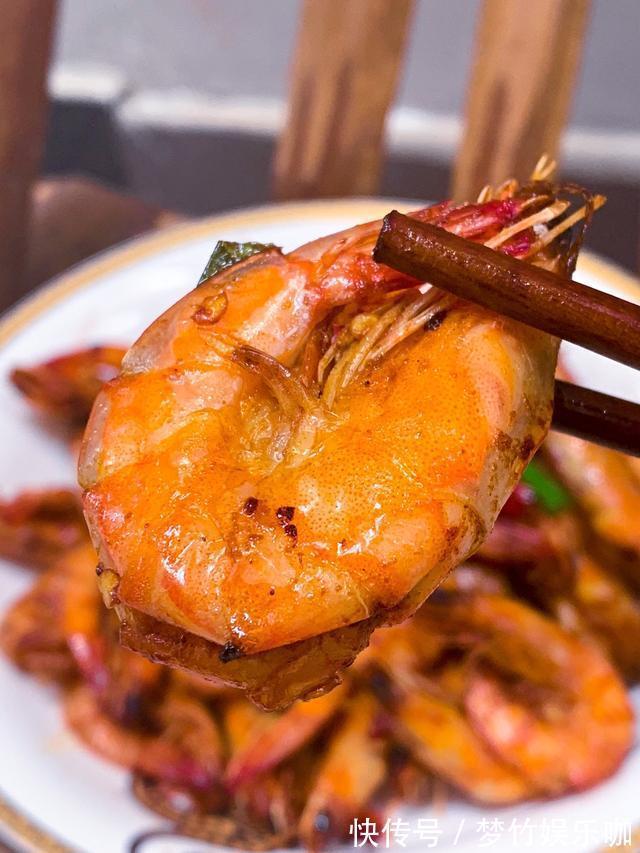 香辣虾|热天这菜真抢手,鲜美又补钙,好吃还不长肉,全家都爱吃