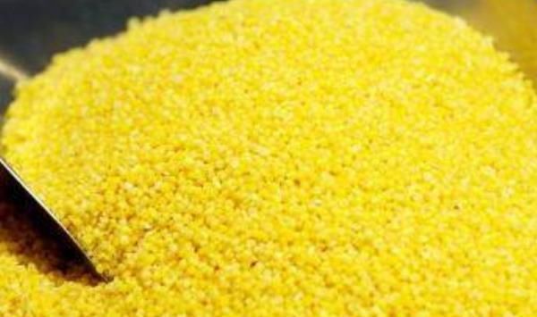 气血|喜欢喝小米粥的人，加上这4种食物一起煮，气血足了，睡眠也好了