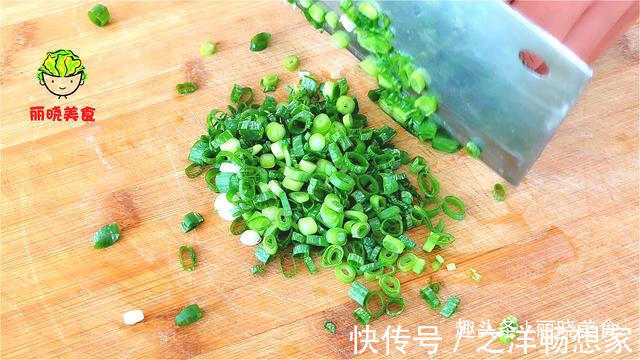 面卷|面粉别再蒸包子了，教你创意新吃法，简单又好吃，孩子也喜欢