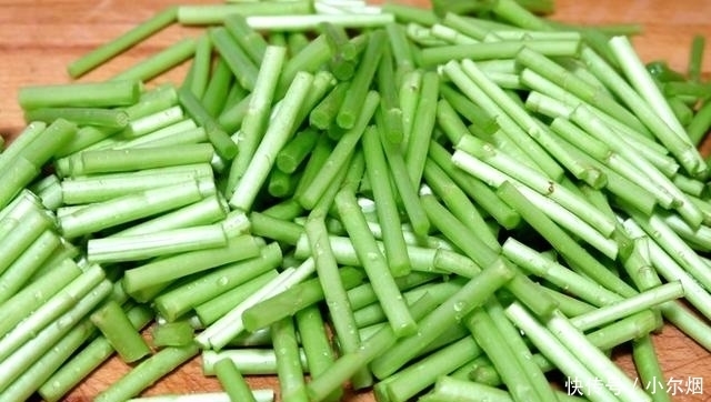 成人|9成人不吃这菜，4元1斤很便宜，痰多老咳嗽就吃这菜，1天见效