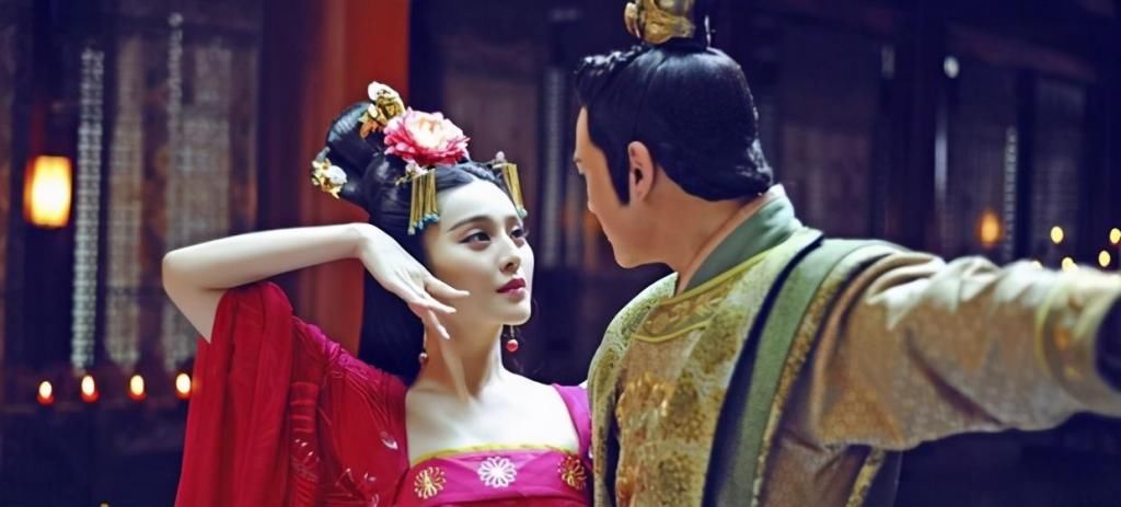 力排众议|武则天死后，李显为何会力排众议让武则天归陵？臣子为何不反对？