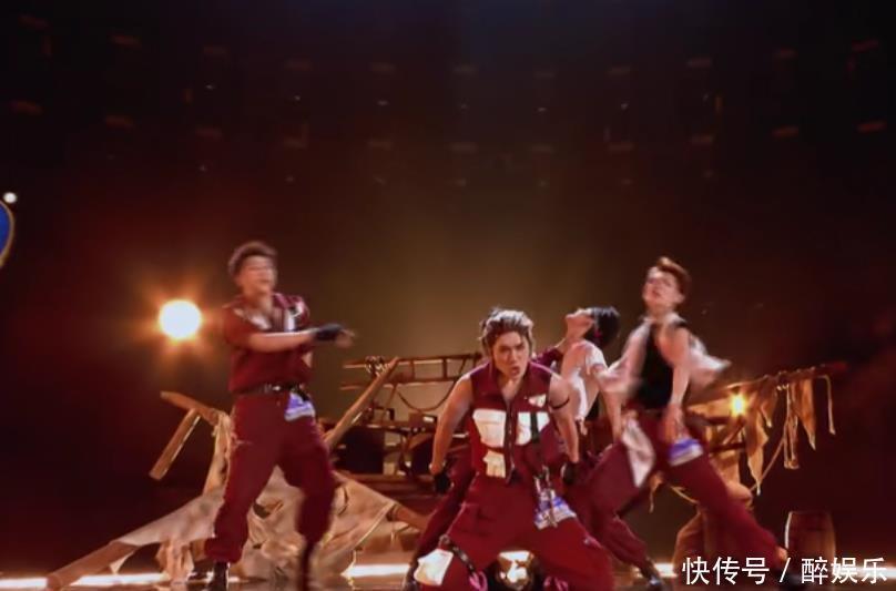 《创造营》二公上半场惊艳,两大“人精”,一个“笨蛋”