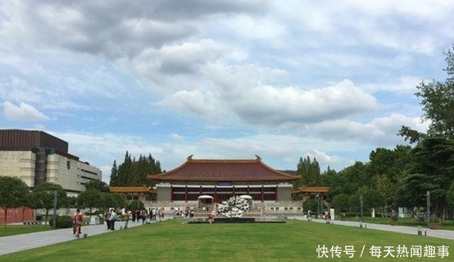 吃货南京行,四天三夜尝遍南京美食,好吃的绝不止鸭血粉丝汤