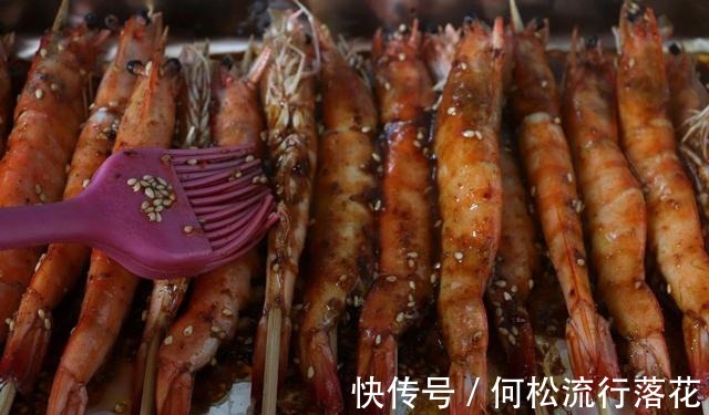 解馋快手菜孜然烤大虾，外酥里嫩味道浓郁，在家也能吃烧烤！