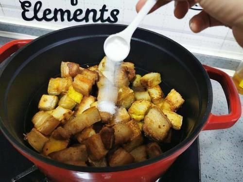 超市的猪肉很便宜,为什么市场的就很贵,卖菜的人才知道的内幕