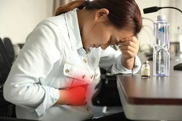 胃癌|70%左右的癌症患者,3年内都有一个共性,不是吸烟喝酒