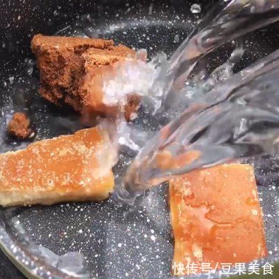 经典款红糖味马蹄糕，软韧兼备，美味十足