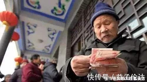 涌泉穴|98岁老人身体年轻如40,秘诀则是不失眠睡得香,只因爱吃这1酸