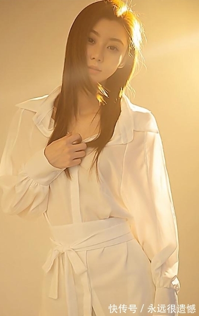 金融公司老板被查牽出“王牌女郎”費(fèi)費(fèi),還有更多女主播牽涉其中