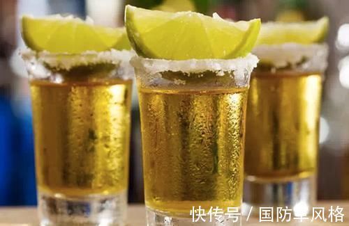 大姨妈期间|女人来大姨妈期间，3种食物再馋也别吃，当心“痛不欲生”