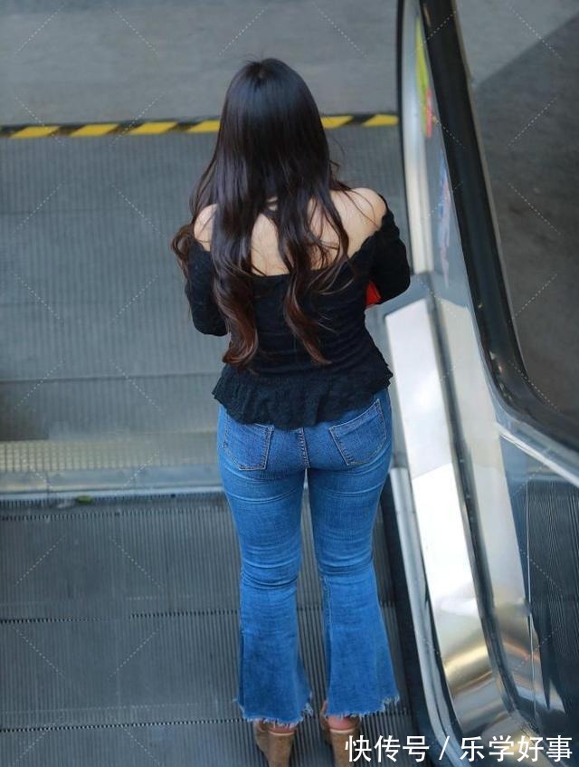 喇叭裤|黑色一字肩搭配喇叭裤，简洁优雅，时尚大气