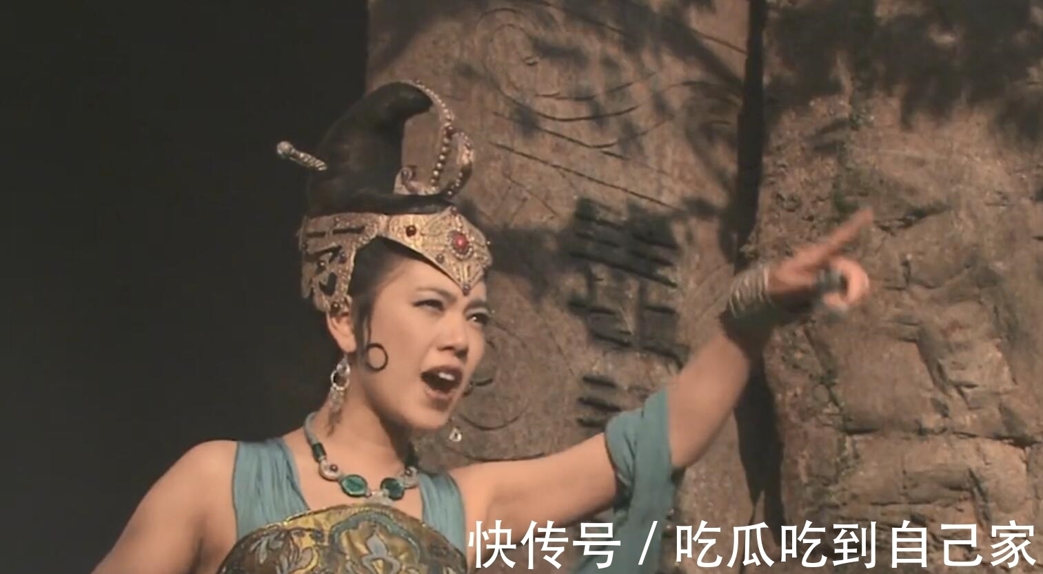 降服|难怪观音不敢降服蝎子精,你看蝎子精身后站着谁?玉帝也要给面子