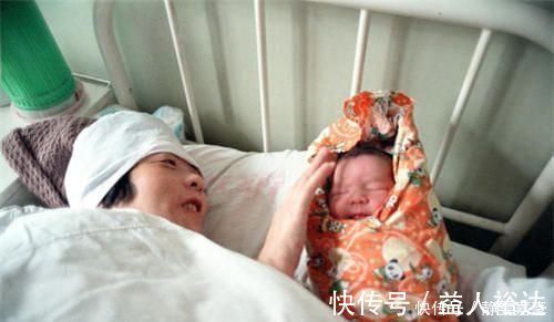 张丽珠|我国首例“试管婴儿”,如今已32岁了,她和我们究竟有什么区别?