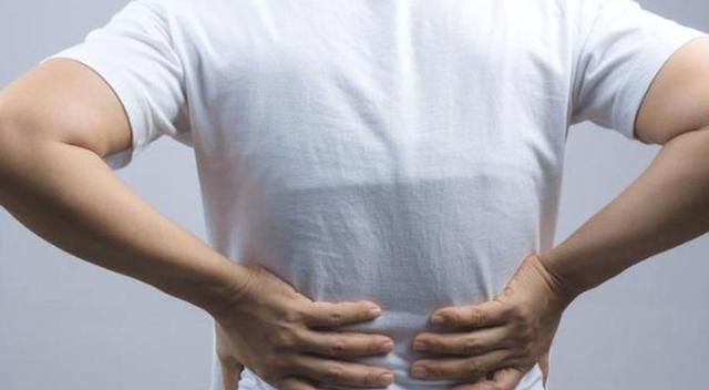 维生素d|燕麦是骨质疏松的“发物”?医生:若想养护骨骼,2种食物要少吃